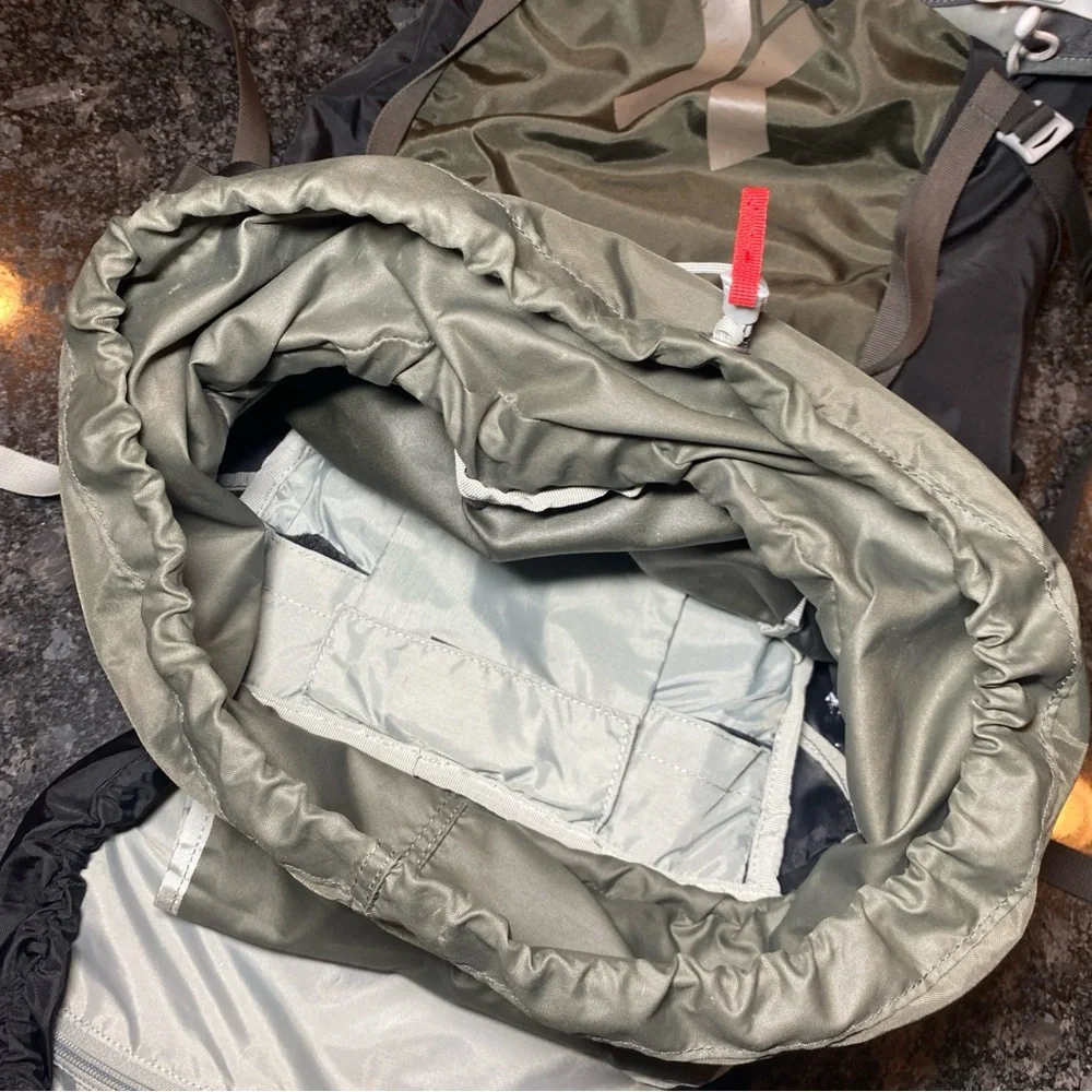 Osprey Mutant 38 Hiking Climbing Backpack Mountain Rucksack 38 Litre Size Medium